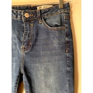 *NEW* High-Rise Skinny Jeans